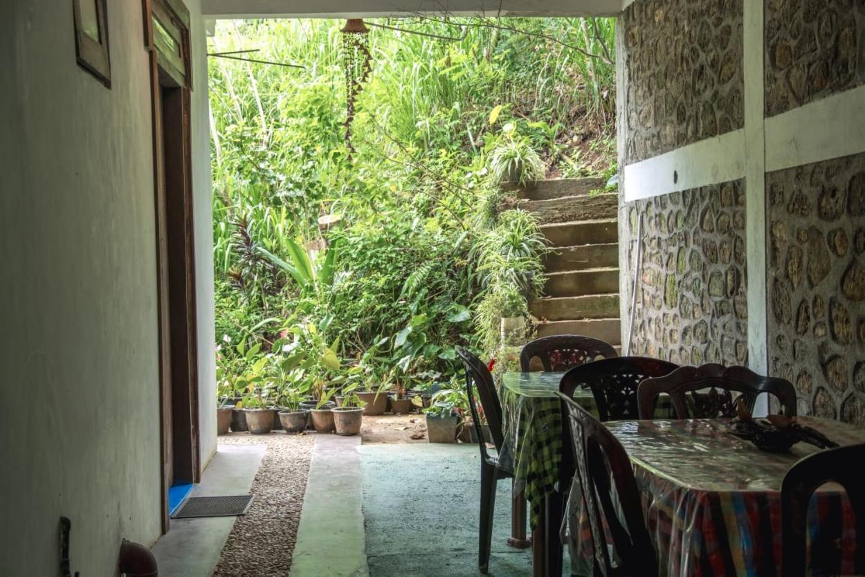 Udessa Rest Ella Apartment Luaran gambar